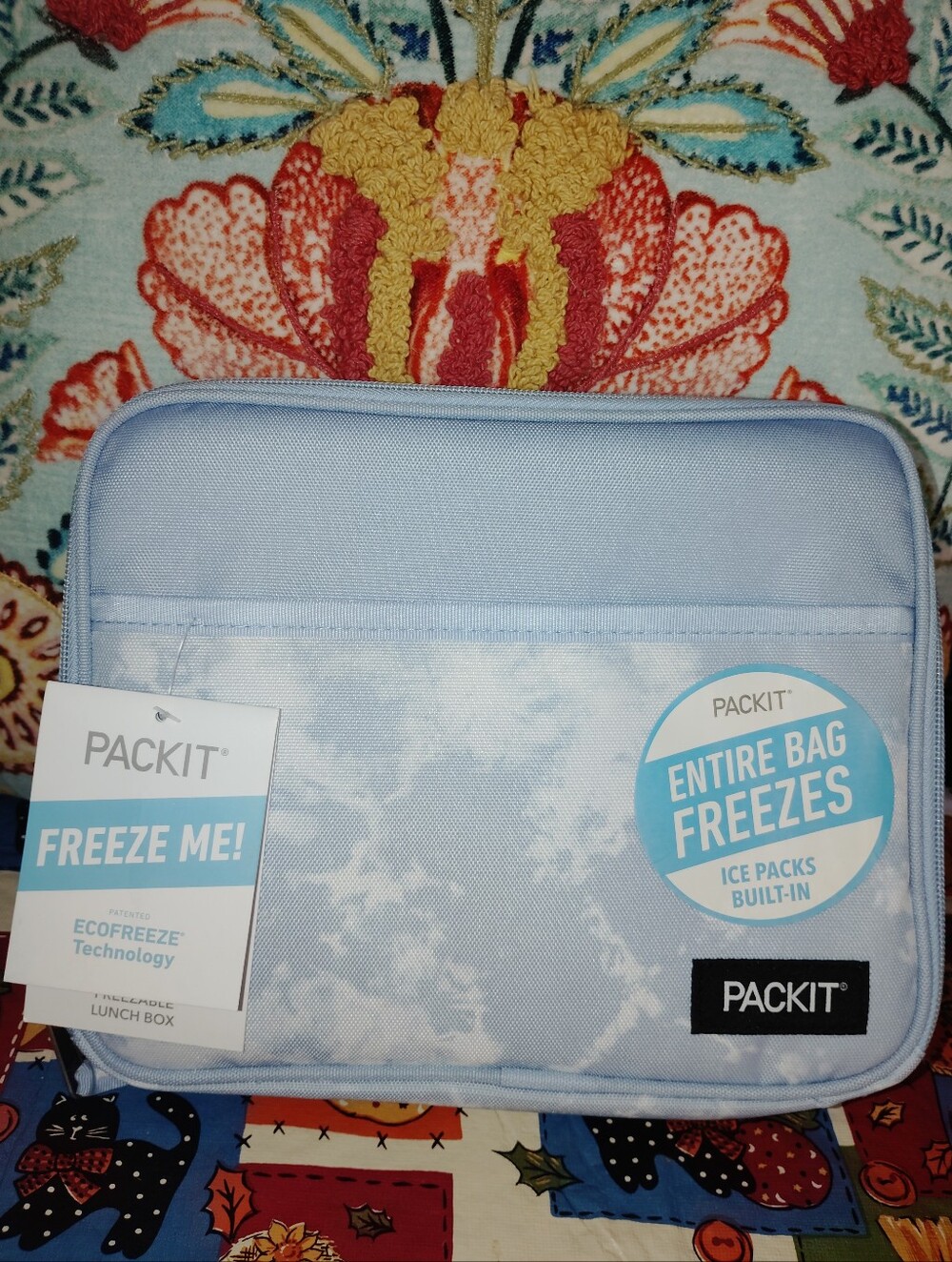 Packit Freezable Lunch Bag Entire Bag Freezes Built In Ice Pack Zippers Closed